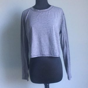 Lululemon Athletica pushing limits longsleeve crop